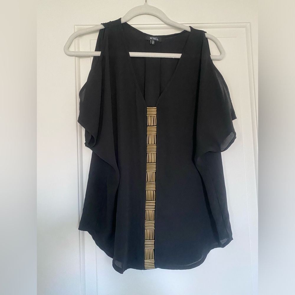 Black XOXO top